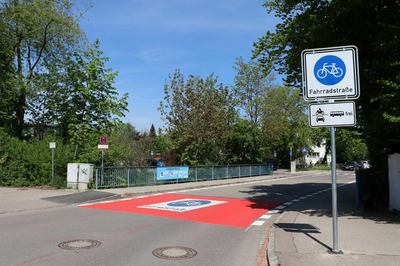 Die neuen Fahrradstraßen Münchener Vormarkt, Draht und Kapellenweg sind nun als solche gekennzeichnet.
