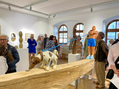 Volles Haus bei der Vernissage