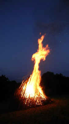 Sonnwendfeuer der NaturFreunde Pfaffenhofen