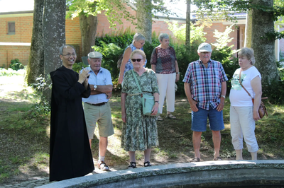 Die Klosteranlage St. Ottilien bot viele schattige Plätze.