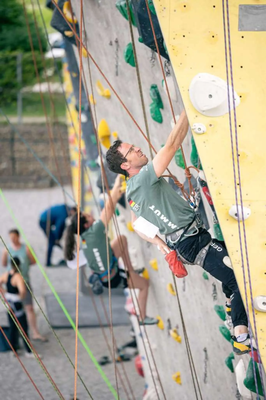 Nils Helsper beim 2. Paraclimbing Cup in München