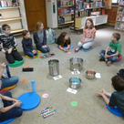 In der Forschungsgruppe Buchstabensuppe gibt es interaktive Angebote für Kinder, mit denen sie Sprache spielerisch entdecken können.