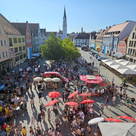 Jedes Jahr ist der Andrang zur öffentlichen Bierprobe auf dem Hauptplatz groß.