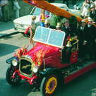 Die „oide Lies“ von 1922 mit Blumenschmuck beim Blumenkorso 1973 