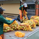 Stadtwerke sammeln für Pfaffenhofener Apfelsaft