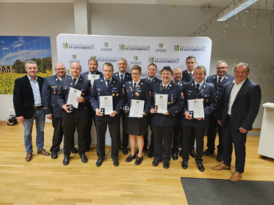 Ehrung für aktiven Dienst bei der Feuerwehr