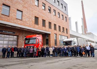 HY10-Wasserstoffcluster zu Besuch bei MAN