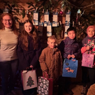 Kreisjugendring überrascht Kinder & Familien im Wichtelzelt am Christkindlmarkt