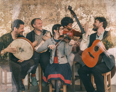 Das erste Highlight der Pfaffenhofener Winterbühne findet direkt zum Auftakt statt: Opas Diandl sind mit ihrem neuen Programm im Festsaal zu Gast.
