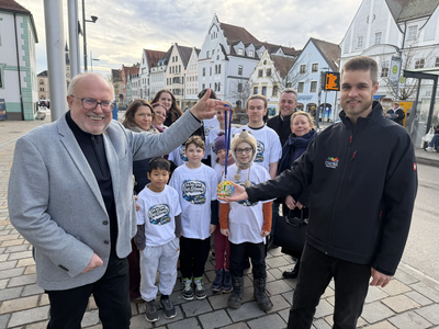 Kinder von Regens Wagner sprechen Durchsagen in den Stadtbussen