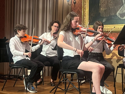 Die Klassenvorspiele bieten den Schülerinnen und Schülern die Möglichkeit, ihr Können vor Publikum zu präsentieren.