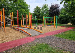 Teile des Froschkönig-Spielplatzes im Bürgerpark werden in den nächsten Wochen erneuert. 