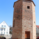 Der Hungerturm in Pfaffenhofen wird am Samstag eine Stunde lang unbeleuchtet sein. 