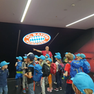 Bei den Sommerkids ist immer viel geboten - 2023 ging es für eine Gruppe zum FC Bayern München. 