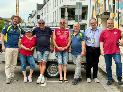 Team des Jugendfußball Fördervereins auf der Mai-Dult