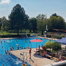 Badevergnügen gut mit dem ÖPNV erreichbar