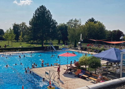 Badevergnügen gut mit dem ÖPNV erreichbar