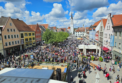 Tausende Besucher kamen am Sonntag auf den Hauptplatz.
