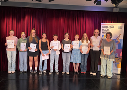 Die Preisträgerinnen und Preisträger der Freiwilligen Leistungsprüfungen zeigten beim Preisträgerkonzert der Städtischen Musikschule Pfaffenhofen ihr musikalisches Können.