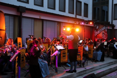 Stadtkapelle Pfaffenhofen und Stoakirchana Musikanten laden zum Konzert ein