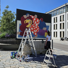 Live-Malaktion von Eva Krusche auf dem Hauptplatz. 