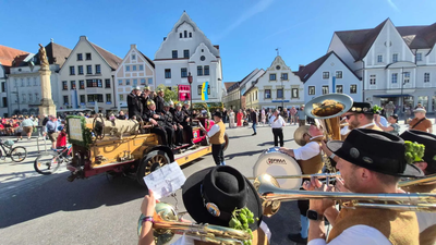 Einsatzreicher Volksfestauftakt für die Feuerwehr