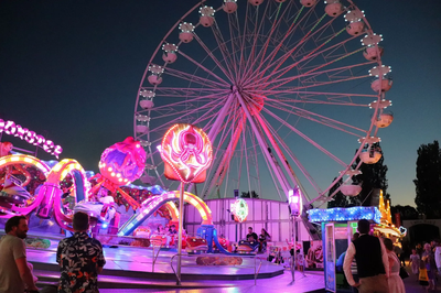 Abends herrschte eine besondere Stimmung auf dem Volksfest.