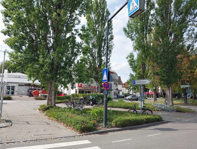 Diese Grünanlage gegenüber des Volksfestplatzes wird neu gestaltet.
