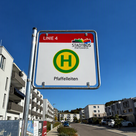 Linie 4 morgens mit größerem Bus