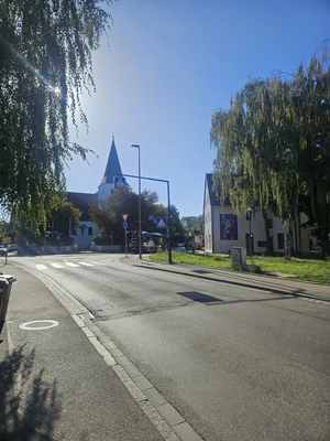 Foto: Der Vorplatz der Evangelisch-Lutherischen Kirche soll geöffnet werden.

