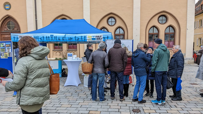 Am PAFundDU-Stand können sich Bürgerinnen und Bürger informieren und ihre Anregungen einbringen. 