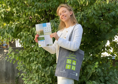 Neue Welcome Bag heißt Neubürger im Landkreis willkommen