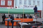 Ehemaliger Kolping-Cafe-Stand beim Faschingstreiben auf dem Hauptplatz