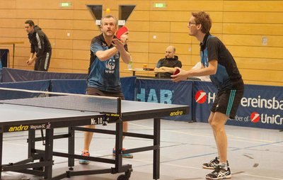 Herren-Doppel von links: Frank Edunjobi, Tobias Rottmaier