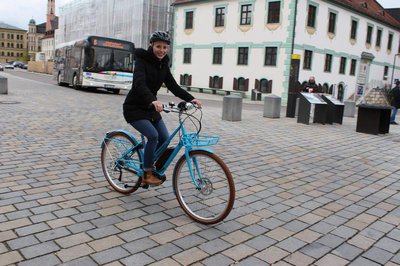 Mit einem E-Bike ist man in der Stadt flott unterwegs.