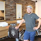 Noch sind die Handwerker im neuen STUDIO-Laden „da bader“ von Tobias Mehr (Foto) schwer beschäftigt, aber zur Eröffnungsfeier am Samstag, 1. Juli, soll alles fertig sein.