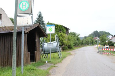 An der Bushaltestelle in Streitdorf hält ab dem 1. August auch der Ortsteil-Rufbus.