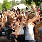 Wer ein Freiwilliges Soziales Jahr bei der Stadtjugendpflege Pfaffenhofen ableistet, arbeitet bei vielen Veranstaltungen mit, wie z. B. beim Bandfestival Saitensprung oder bei Graffiti-Aktionen.
