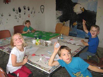 In der Integrativen Kunstschule im Kreativquartier wird gemalt und gezeichnet, gespielt und gebaut.