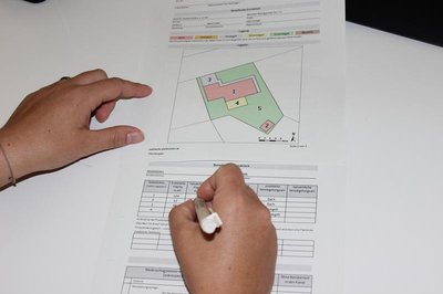 Im Erhebungsbogen können die Bürger eventuelle Änderungen an ihren Grundstücken eintragen