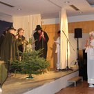 Der Theaterkreis des Seniorenbüros zeigte ein amüsantes Krippenspiel in drei Akten.