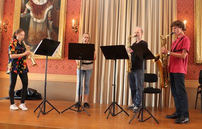 Saxndi, wer nicht übt, der lernt es nie