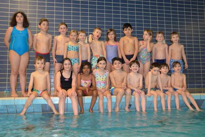 Gruppenbild vom Anfängerschwimmkurs