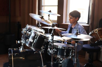 Musikschule: Wir trommeln auf!