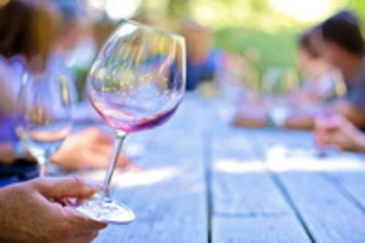 vhs-Veranstaltung: Weinseminar - Bewusst verkosten statt nur trinken