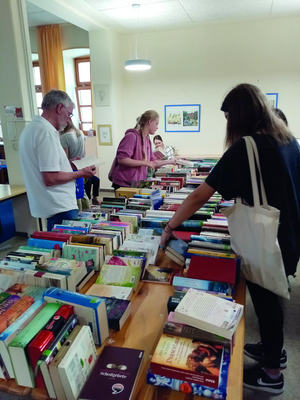 Stadtbücherei: Buchflohmarkt