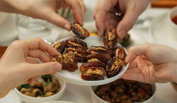 Gemeinsames Fastenbrechen