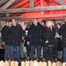 Der Zweite Bürgermeister Albert Gürtner eröffnete zusammen mit Organisator Philipp Schleef, Volksfestkönigin Natalie Maier und Stadtrat Richard Fischer den Christkindlmarkt. (von links)