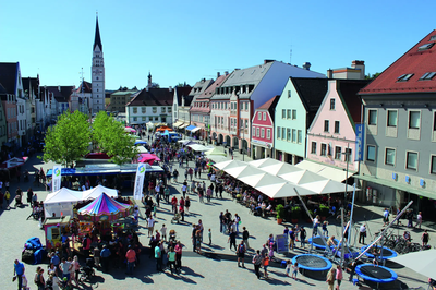 Maidult und verkaufsoffener Sonntag