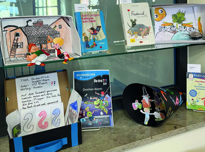Stadtbücherei: Ausstellung Ein ganzes Buch im Schuhkarton